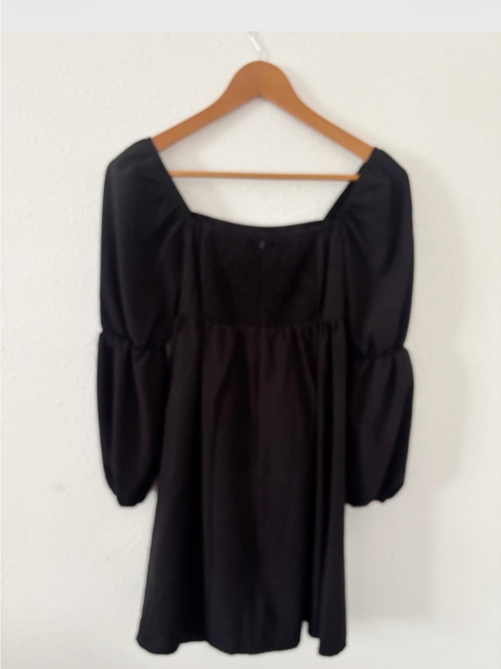 Black Square Neck Puff Sleeve Women’s Top
